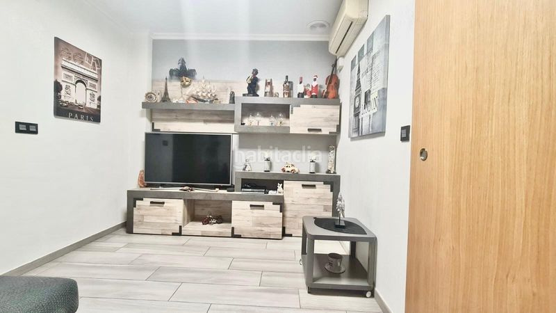 Foto f2b7d4eb-3bd2-4d37-9ff9-adfa774c2caa. Casa adossada amb aparcament piscina a Ciutat Universitària Elche / Elx
