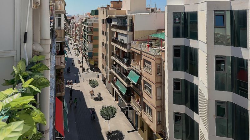 Foto 9b58c905-adaa-4b40-a7ab-3b3d35c4f590. Àtic a calle de tomás ortuño 72 a Centro Urbano Benidorm