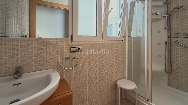 Foto c779bd4a-61de-4e11-bc26-a619e4b99b16. Àtic a calle de tomás ortuño 72 a Centro Urbano Benidorm