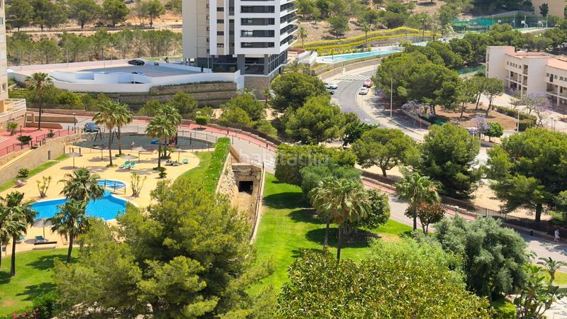 Foto 9ad2b982-a389-4b1d-9591-7f1f9709d3be. Pis amb aparcament piscina a Via Parque Benidorm