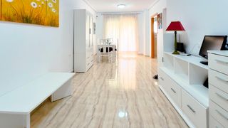 Flat in Avenida presidente adolfo suárez 18. Pisos pueblo poniente, benidorm