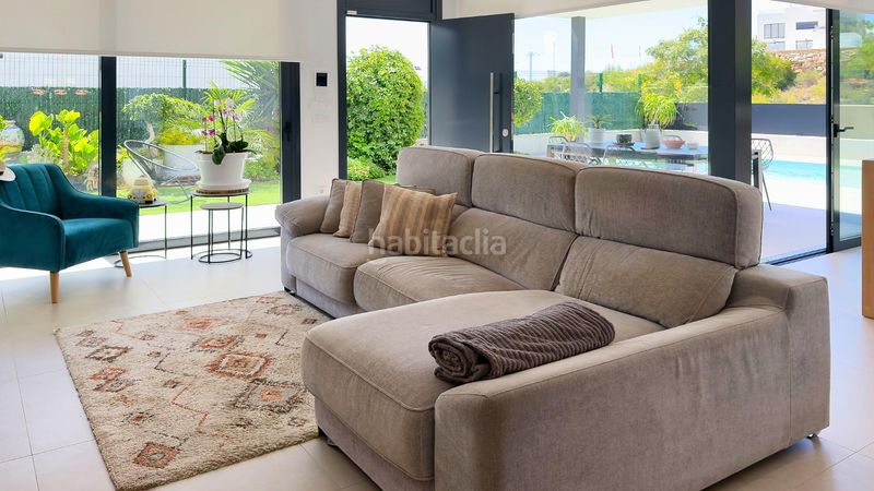 Foto 1171b245-42fc-45b5-95c9-15e8d5111799. Chalet  en balcón de Finestrat-terra marina Finestrat