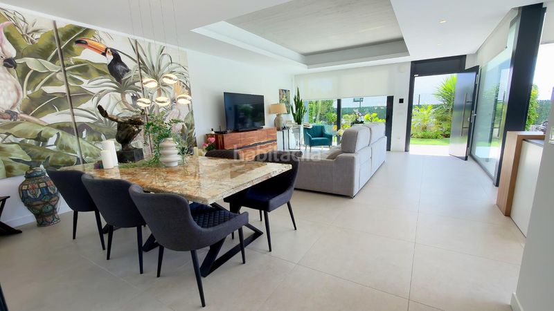 Foto 49f5e9b2-8a4e-4ab7-82b0-5ae116bd5d58. Chalet  en venta en balcón de Finestrat-terra marina Finestrat