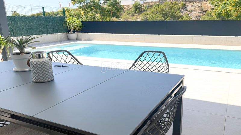 Foto 96e7ff1d-ae1e-4cd5-bd62-5219d854abe6. Chalet  en venta en balcón de Finestrat-terra marina Finestrat