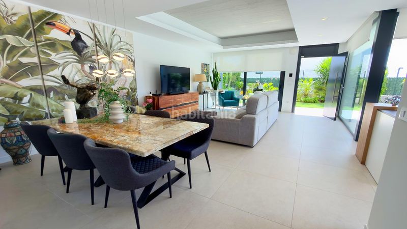 Foto a48b2c54-9c2a-4db7-bbd2-762df16e9995. Chalet  en venta en balcón de Finestrat-terra marina Finestrat