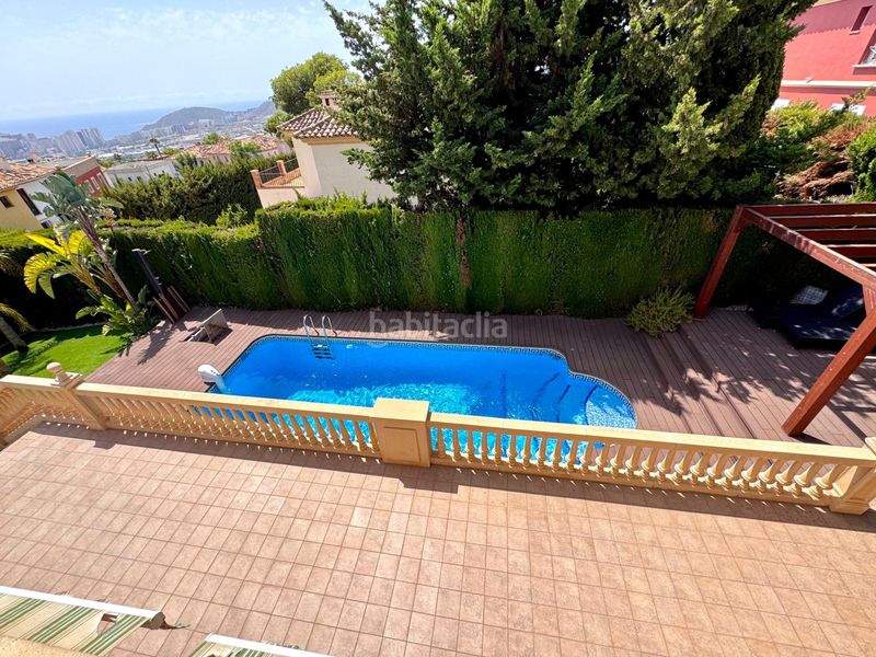 Foto 7cf61f09-35d0-494d-a611-8caec3685045. Xalet amb calefacció aparcament piscina a Finestrat pueblo Finestrat