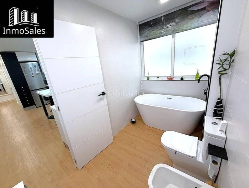 Foto 73b77a35-4aa2-42cd-bb97-4e76826b0fda. Flat in Centro Urbano Benidorm