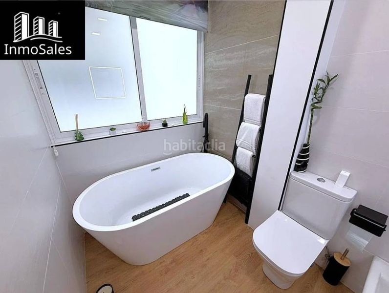 Foto d8c976bf-a761-470f-a634-d535531a9186. Flat in Centro Urbano Benidorm