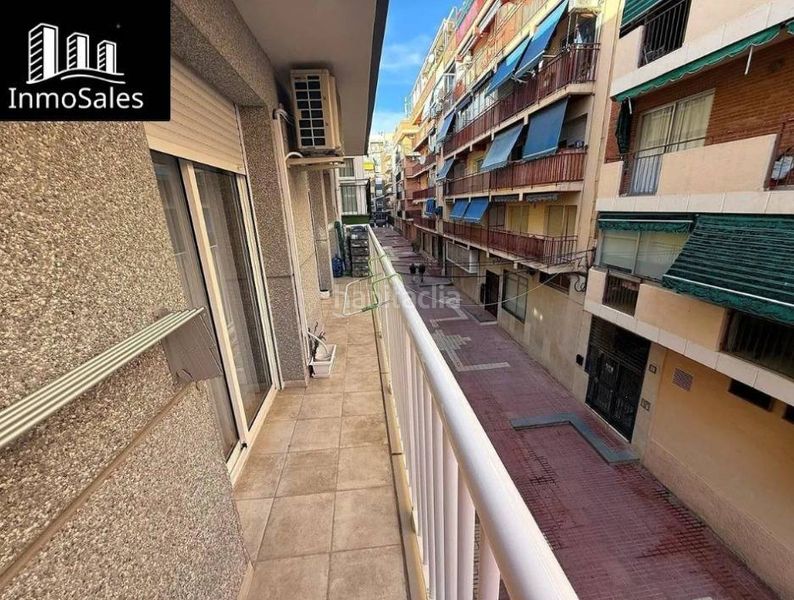 Foto edc41778-b33f-49c9-8564-d20ddc117fa1. Flat in Centro Urbano Benidorm