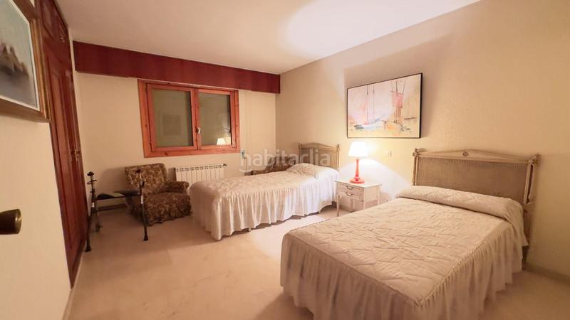 Foto 58d4b6ec-a9b3-4888-82c2-146b8ea41266. Duplex con riscaldamento parcheggio piscina in Playa Levante Benidorm