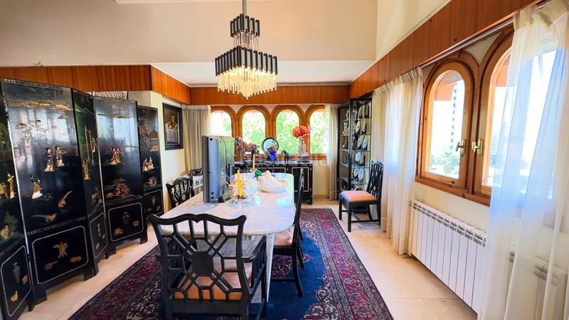 Foto bea8c39a-4092-40e4-97de-c89bb10668d9. Duplex con riscaldamento parcheggio piscina in Playa Levante Benidorm