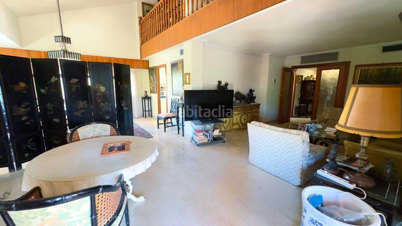 Foto f90383ac-cce6-44cf-be95-7c8e649fae04. Duplex con riscaldamento parcheggio piscina in Playa Levante Benidorm