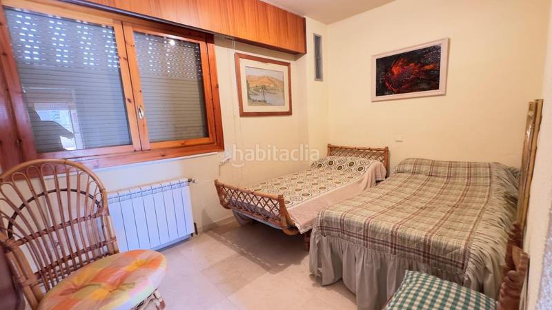 Foto 100a42cc-926a-4328-a497-5f0c6df2eaa1. Zweistöckige wohnung mit heizung parking pool in Playa Levante Benidorm