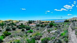 Terreno residenziale in Balcón de Finestrat-Terra Marina. Oportunidad única en finestrat! parcela con vistas al mar junto