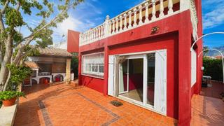 Xalet  Calle juan gris. Chalet adosado en venta en coloma, la nucia