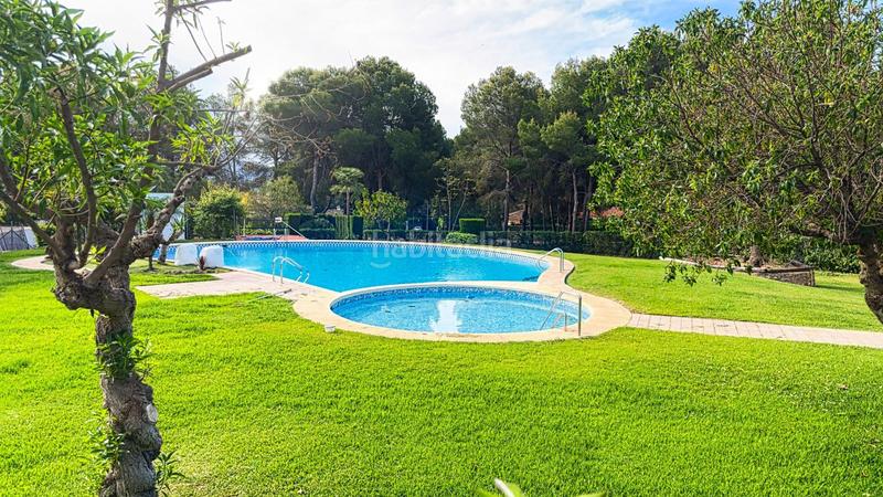 Foto c98cc392-b54a-48aa-ae34-585f432a8a36. Chalet  adosado en venta en coloma, la nucia en Nucia (la)