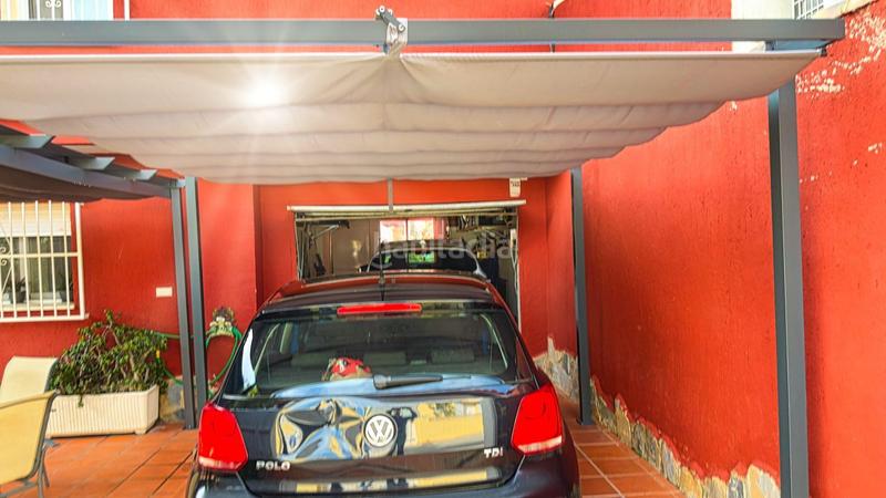 Foto f16f724d-9f63-42c7-a554-0b9029e0349c. Chalet  adosado en venta en coloma, la nucia en Nucia (la)