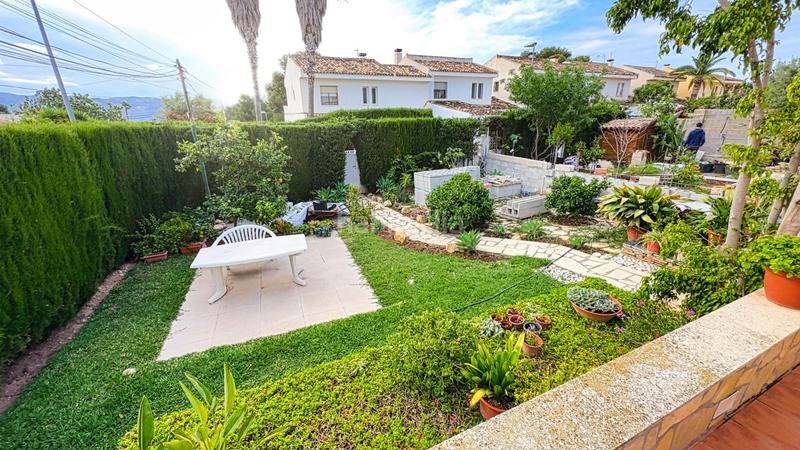 Foto f7bf3019-de39-40ea-a801-e306b0fb8ac3. Chalet  adosado en venta en coloma, la nucia en Nucia (la)