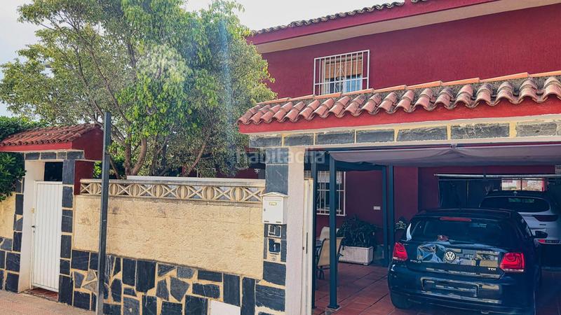 Foto fff08049-f4ed-4987-9da6-15edf2ed71f2. Chalet  adosado en venta en coloma, la nucia en Nucia (la)