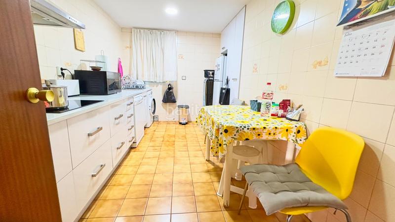 Foto 642470a2-4dc2-4b1e-b95f-553753f4af83. Piso bonito piso en venta glorieta del carrasco, centro en Benidorm