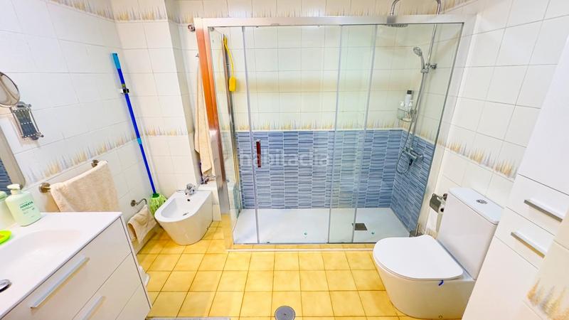 Foto 901a68a8-cf6e-4927-82a7-340e1a4c907c. Piso bonito piso en venta glorieta del carrasco, centro en Benidorm