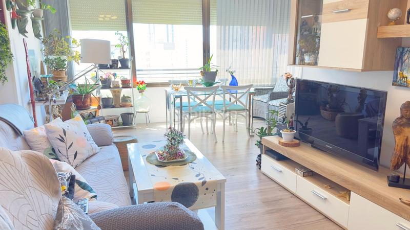 Foto bab562d2-ad20-44da-915c-e618ce5f8a51. Apartament amb aparcament piscina a Levante Alto Benidorm