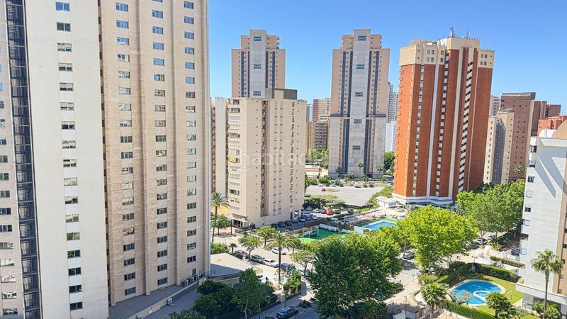 Foto 3a996e6d-376f-4f0f-98c5-4acd9b0f1cf3. Piso  listo para entrar a vivir en levante , piscina y parking en Benidorm