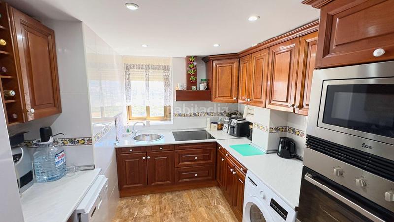 Foto 44c90682-d95d-4cc3-a6b3-4a7902564341. Piso  listo para entrar a vivir en levante , piscina y parking en Benidorm