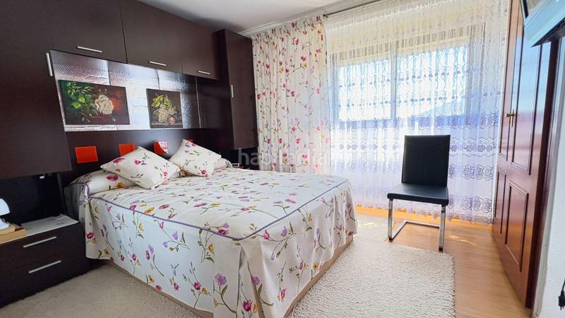Foto 57779778-3832-4edc-b0a2-dc27639a8023. Piso  listo para entrar a vivir en levante , piscina y parking en Benidorm