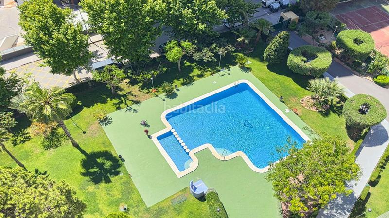Foto 579e78b6-21ef-47d5-8b0b-3b73d44c0d05. Piso  listo para entrar a vivir en levante , piscina y parking en Benidorm