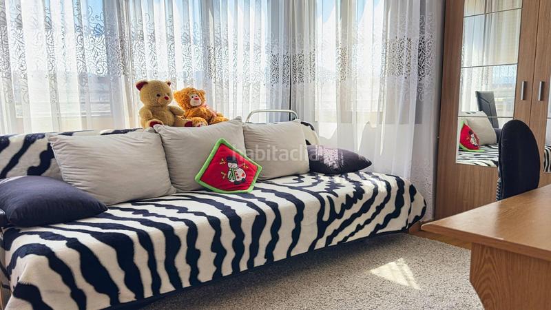 Foto aafd2472-ef4b-4f84-95e9-923e4a8770fa. Piso  listo para entrar a vivir en levante , piscina y parking en Benidorm