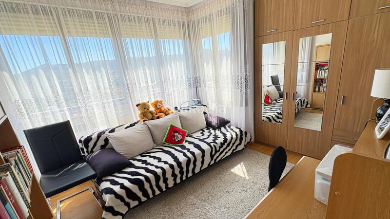 Foto b80c0bf4-46e7-4dbb-9485-01f77673364d. Piso  listo para entrar a vivir en levante , piscina y parking en Benidorm