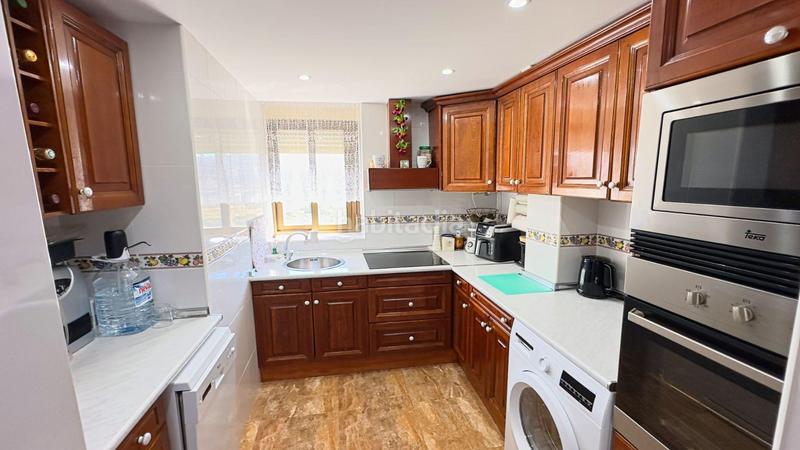 Foto eb9efd6b-da0b-4c87-8df0-9240a1a2d871. Piso  listo para entrar a vivir en levante , piscina y parking en Benidorm