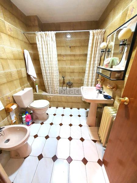 Foto 07883f60-433c-4791-bcc7-52ff0a041640. Piso vivienda en venta, c juan ramón jiménez, jaén. en Quesada