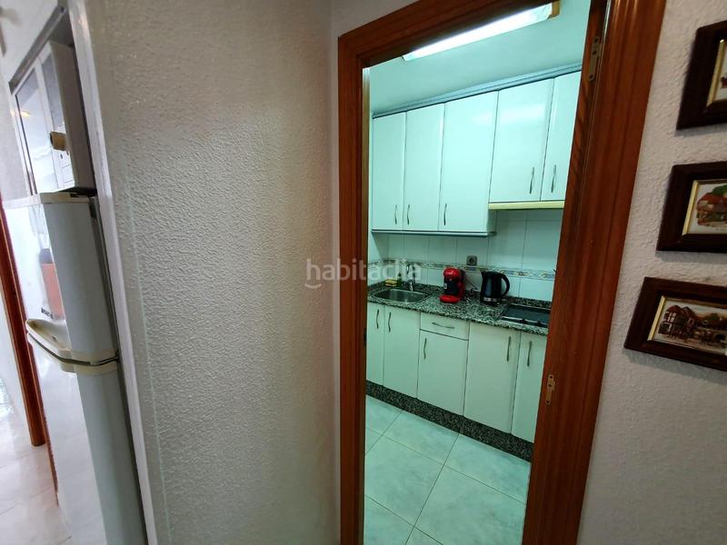 Foto 9afd9093-e41a-4697-a7a5-6c3fc3b33ad1. Apartamento  en venta 1 línea de levante, en Benidorm
