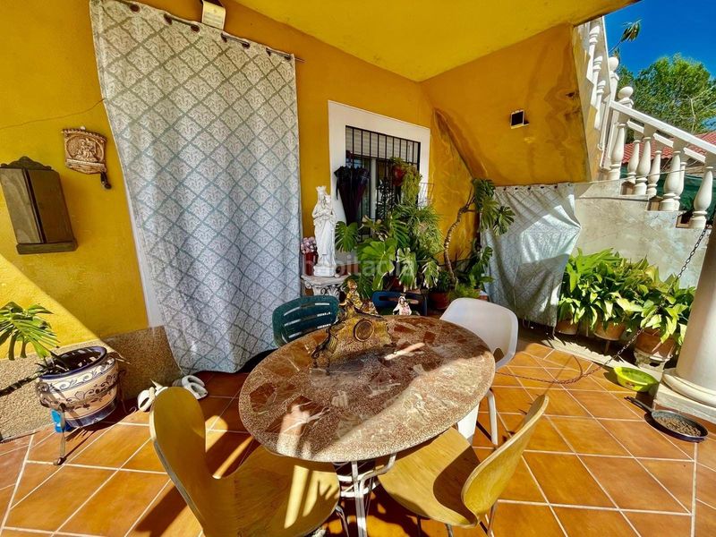 Foto 7581104f-3b66-4eb2-ae02-e73f9692e296. Casa adossada a Almodóvar del Río