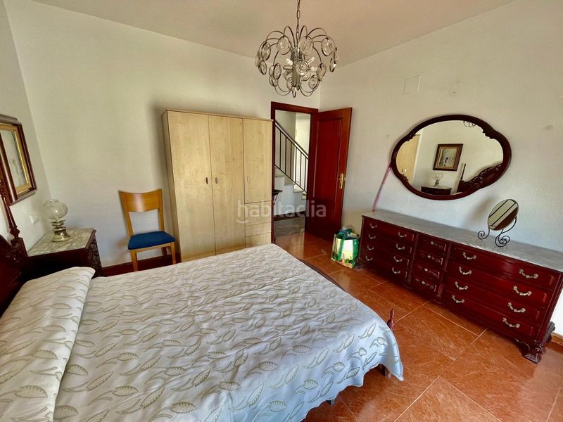 Foto f5d47809-5ecc-4518-b21e-0899a2a6f2ab. Casa adossada a Almodóvar del Río