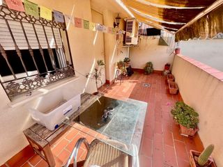 Semi detached house  Santo cristo