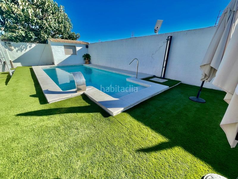 Foto d7708a2b-0e3b-4a3f-8e39-732d61410b17. Casa adossada a Santa Cruz Córdoba