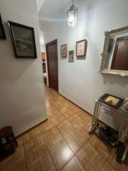 Casa  N/a. Oportunidad en el corazón de olivares sevilla!amplia casa de 158