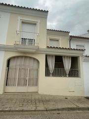 Chalet  N/a. Chalet pareado en montellano  147.900 4 habs 1 vestidor  2 baños