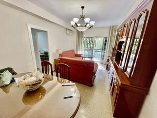 Flat  Calle acacias