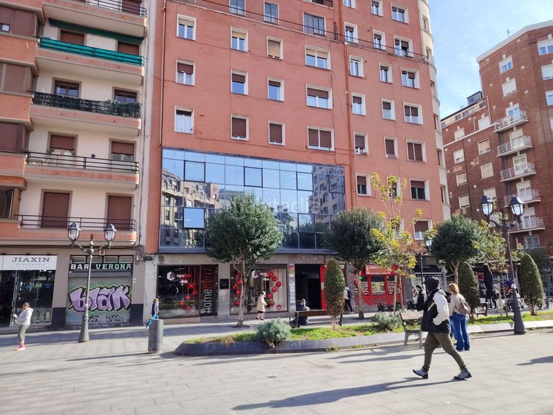 Foto 0d3d5c60-90c1-46b7-974a-4c6a2d3429b3. Local comercial a Ametzola Bilbao
