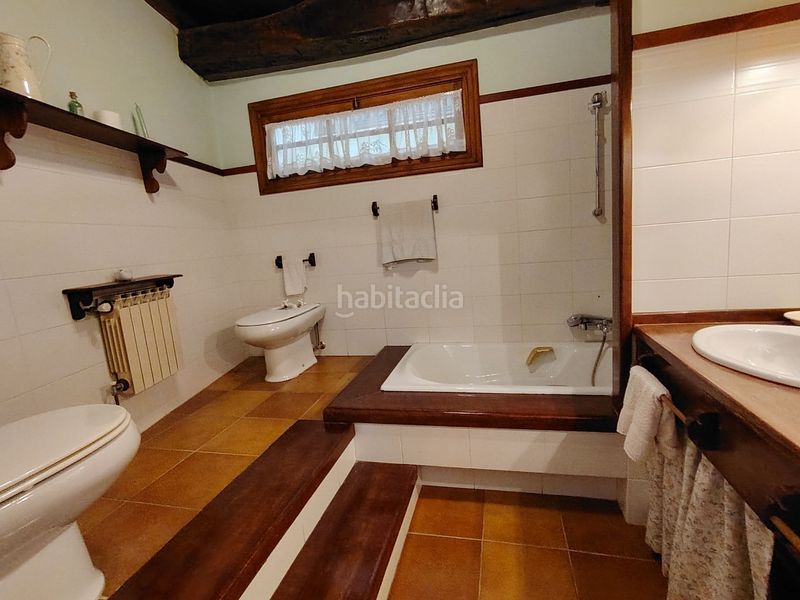 Foto 12c47c65-c6bd-48ee-9b7f-823a3d8cb668. Casa adossada amb calefacció a Liendo