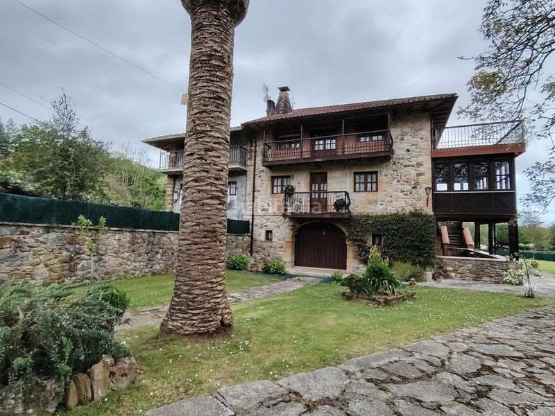 Foto bec63a1b-ba41-4797-ac84-3f4f887cfe86. Casa adossada amb calefacció a Liendo