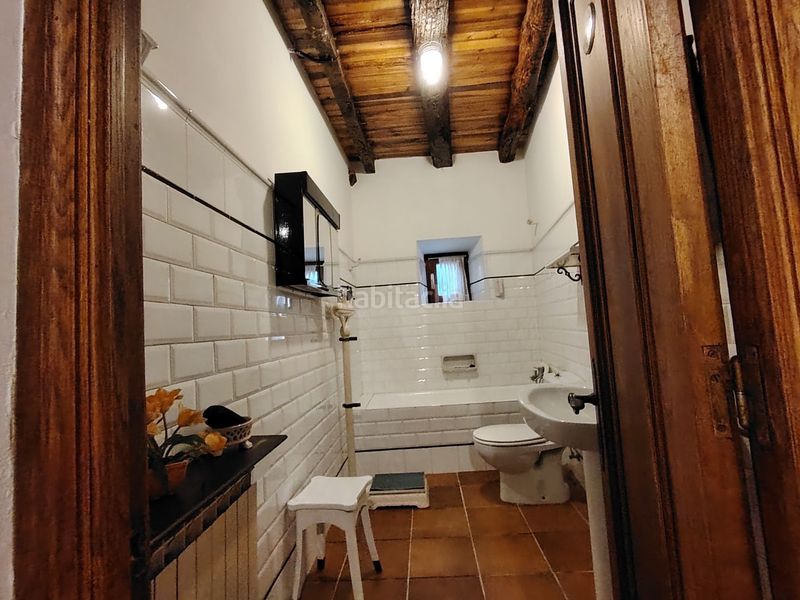 Foto deef3e8d-71c5-4959-810a-90f30f3b3d9e. Casa adossada amb calefacció a Liendo