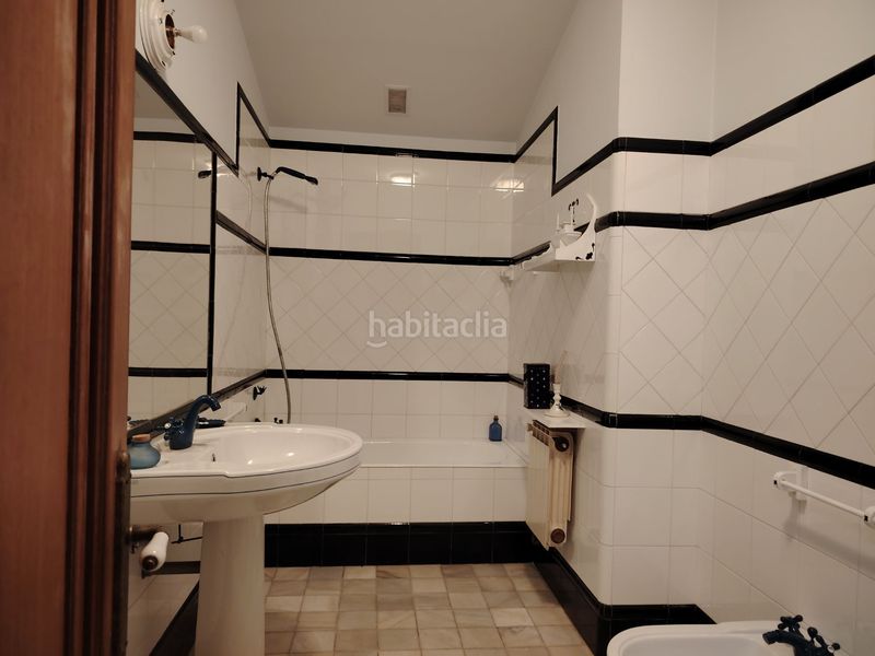 Foto eabcd3d7-3ce0-49d5-8f45-ec2f5329144e. Casa adossada amb calefacció a Liendo