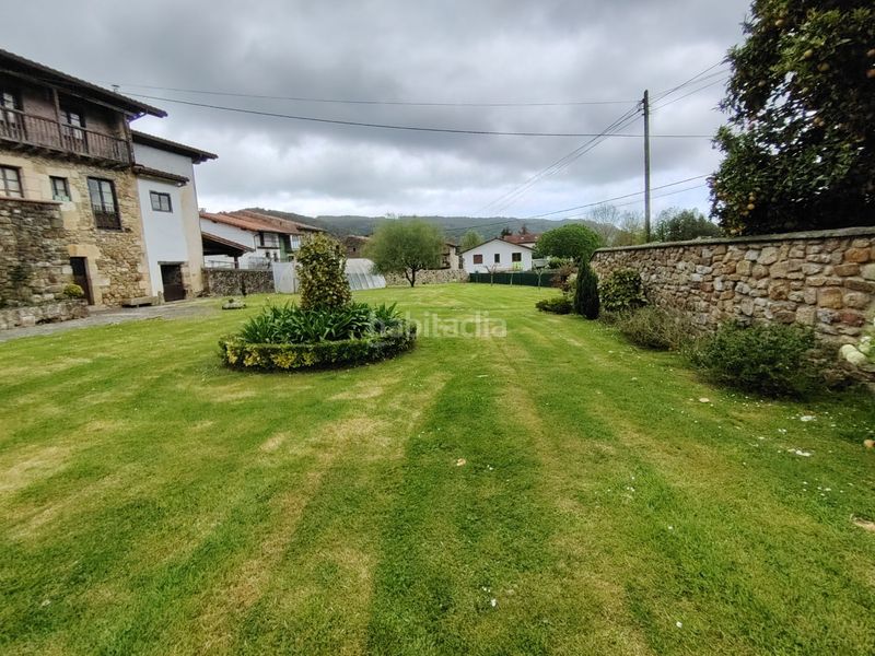 Foto 424bf7e2-a339-47e6-87e3-6146bfe6be4b. Casa adossada amb calefacció a Liendo