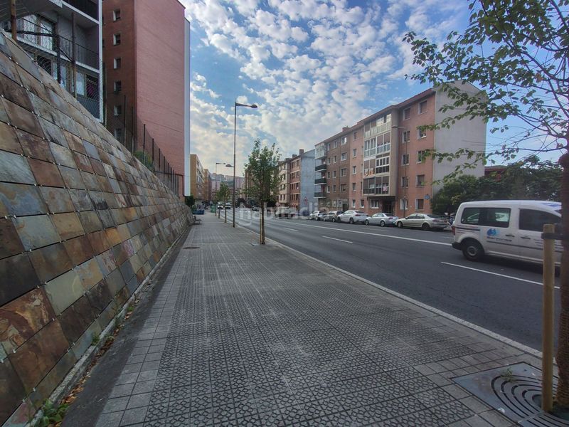 Foto 8afdacd1-9291-4b85-9def-65bcb79bfa57. Pis amb calefacció a Barrio de Uribarri Bilbao