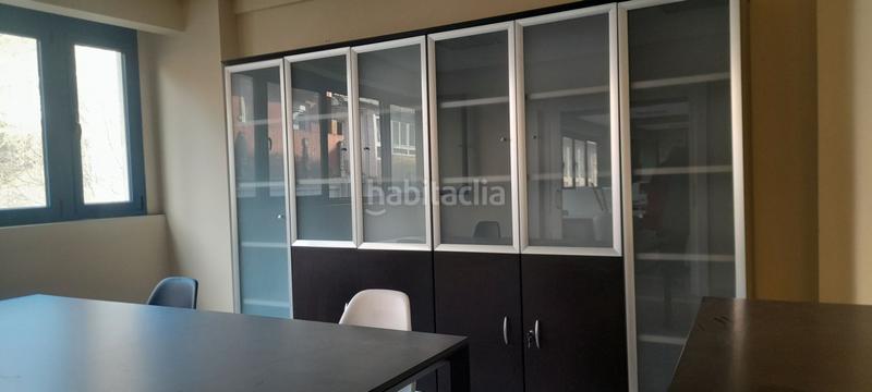 Foto e7a63ccf-3fc1-4963-8840-5938037a7118. Oficina  muy espaciosa en deusto en San Pedro de Deusto - La Ribera Bilbao